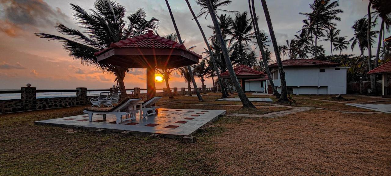 Nu-Vin Beach Hotel อาฮานกามา ภายนอก รูปภาพ