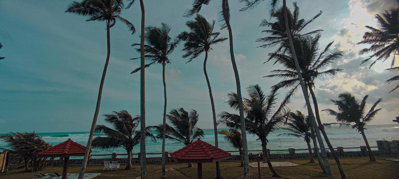Nu-Vin Beach Hotel อาฮานกามา ภายนอก รูปภาพ