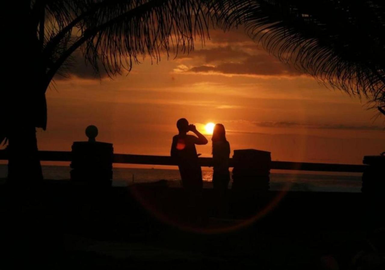 Nu-Vin Beach Hotel อาฮานกามา ภายนอก รูปภาพ